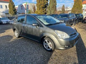 toyota corolla verso 1.8-l-vvt-i executive