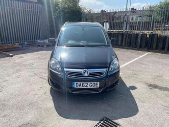 1.6 16v design euro 5 5dr (snav)