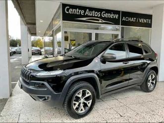 cherokee 3.2 trailhawk awd 9atx