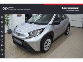 toyota aygo x play*allwetterreifen*rückfahrkamera*acc