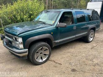 suburban 5.7-258 4x4