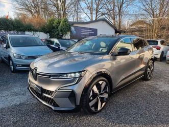 renault megane techno/ ev40/ 360/ service/ led/ big nav