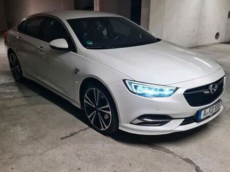 auto opel insignia opc