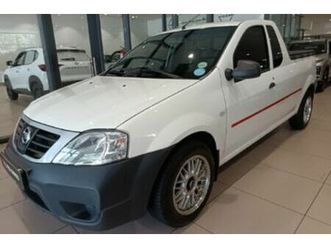 2023 nissan np200 1.6 a/c safety pack