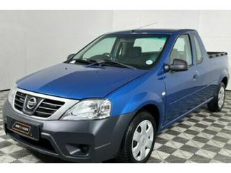 2023 nissan np200 1.6 a/c safety pack