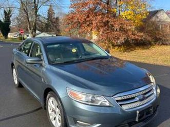 2010 ford taurus sel