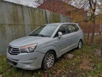 other ssangyong rodius