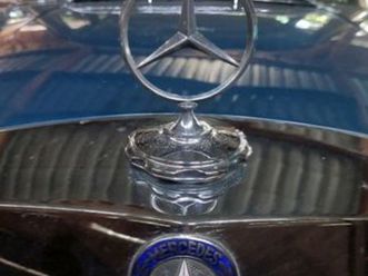 mercedes-benz 230 1965 w110