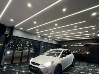 ford focus sport titanium automat