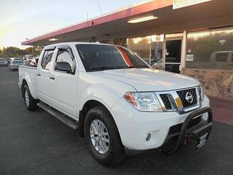 2018 nissan frontier crew cab sv v6 4dr crew cab lwb pic