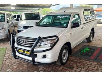 2015 toyota hilux 2.0 vvti single-cab
