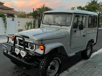 toyota band.jipe cap.de aço chas. curto diesel 1981