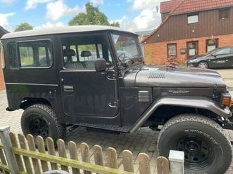 toyota landcruiser bj 40 - top zustand - gute wertanlage