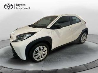 aygo x 1.0 vvt-i 72 cv 5 porte active s-cvt