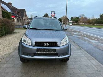 DAIHATSU TERIOS terios-1-5i-4wd-top