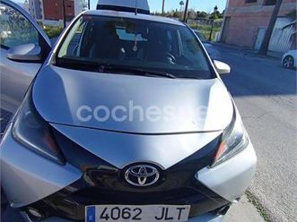 toyota aygo 1.0 70 xplay
