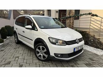 volkswagen touran 2.0 cr tdi comfortline +cross line+navi+radar+króm+ül-fűtés+digit klíma+