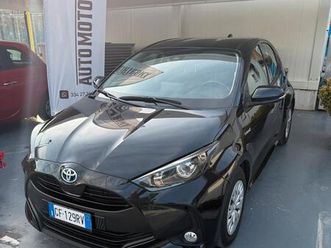 toyota yaris 1.5 hybrid