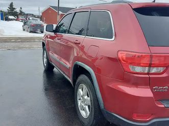 2011 jeep grand cherokee laredo