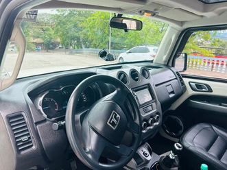 troller t-4 4x4 3.2 20v tdi cap. rígida diesel 2016