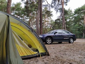 mitsubishi carisma 1.6 schrägheck metallicblau