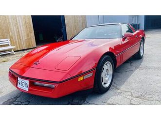1988 chevrolet corvette rouge automatique, 4 vitesses con...