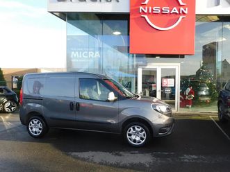 1.4 benzine t-jet lounge