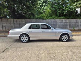 6.8 r saloon 4 door auto ( 450 bhp)