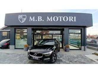 xc60 ii 2022 2.0 b4 momentum awd *prezzo promo*