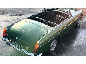 a superb 1964 mg b roadster 'pull handle' with overdrive a vendre