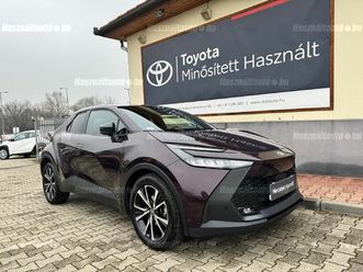 1.8 hybrid style e-cvt 2 év toyota minősített használt garanciával