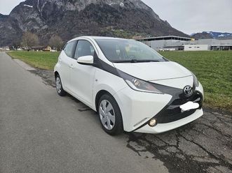 zu verkaufen toyota aygo 1.2 vvt-i mit nur 47500 km,jg 2018