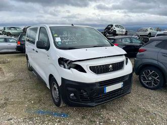 expert traveller 1.5 hdi 120 – 9 places / fl534