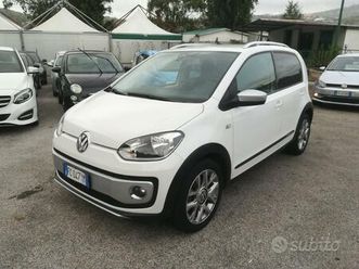 volkswagen up 1.0 cross 5pt 75cv