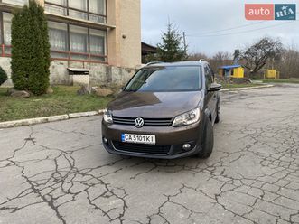 volkswagen cross touran 2011