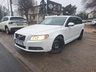 volvo v70 1.6 d drive kinetic von/nav/ül.fűt/pdc/kuplung. lendkerék. vezérlés cserélve
