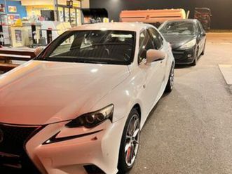 lexus is 300 2.5 300h f-sport automatik f-sport