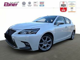 lexus ct 200h amazing edition facelift acc+led+navi+ka