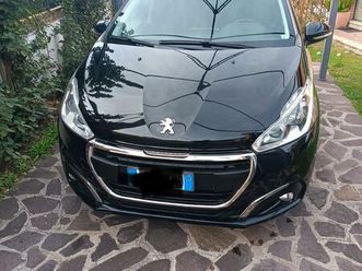peugeot 208 pure tech 1.2 82 cv gpl 2018