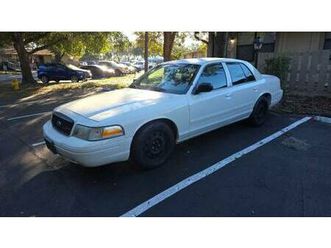 crown vic police cruiser