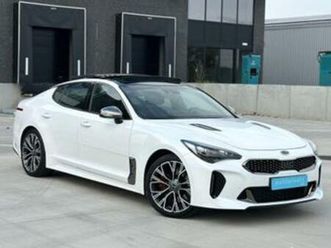② kia stinger turbo gt line 2018 16673km — kia — 2ememain