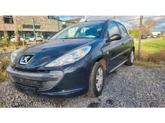 ② peugeot 206+ 1.1i al blanco gekeurd roos form airco 2012 — peugeot — 2ememain