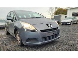 ② peugeot 5008 1.6i al blanco gekeurd roos form airco pdc 2011 — peugeot — 2ememain