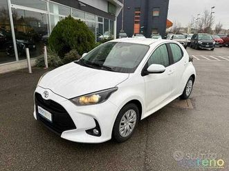 toyota yaris 1.0 active