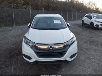 honda hr-v 1.8* awd* камера* cruise control* 50k km*