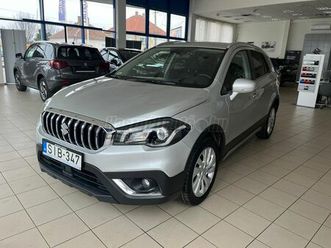 suzuki sx4 s-cross 1.4 hybrid gl+ suzuki márkakereskedésből végig vezett szervizkönyv