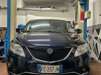 lancia ypsilon condizioni perfette