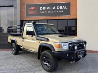 land cruiser 79 4.5d-4d lx v8