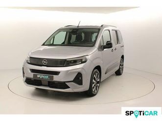 100 cv 1.5 td s/s mt6 €6.4 gs