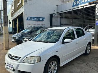 sedan/ gl sedan 1.8 mpfi 4p